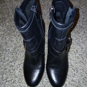 Vince Camuto Black Leather Simlee Women's Buckle Boots Size 7